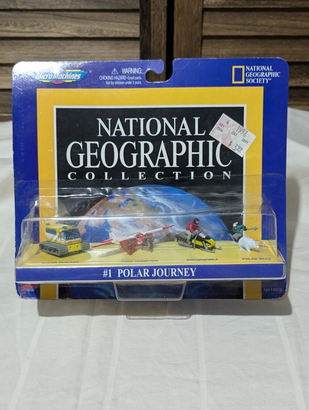 Vintage 1997 Micro Machines National Geographic Collection #1 Polar Journey New